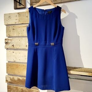 Tahari Elegant Blue Sleeveless Dress